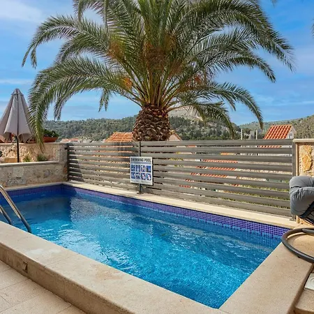 Villa Capitis In The Center -Private Pool Hvar Town Exterior foto
