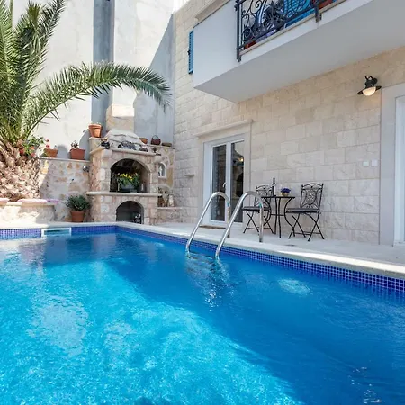 Villa Capitis In The Center -Private Pool Hvar Town Exterior foto