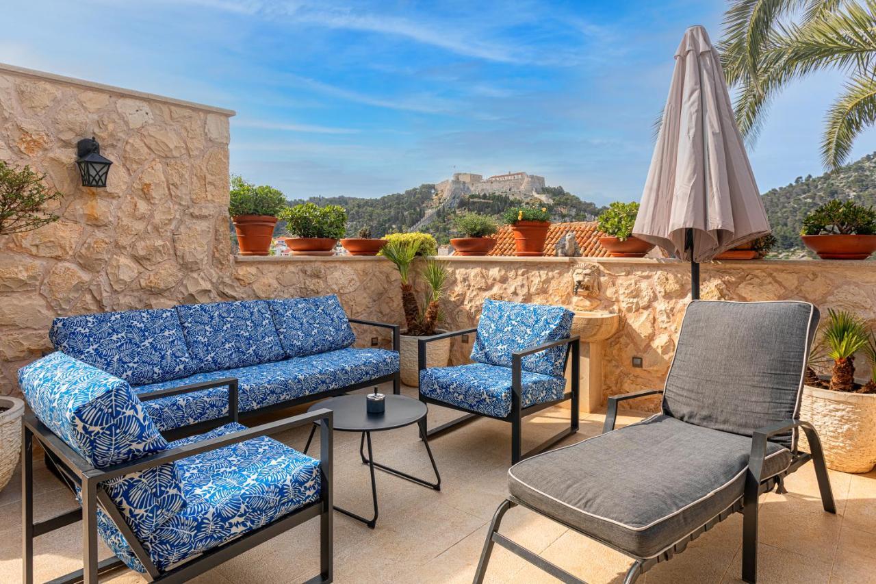 Apartament Capitis In The Center -private Pool Hvar Town