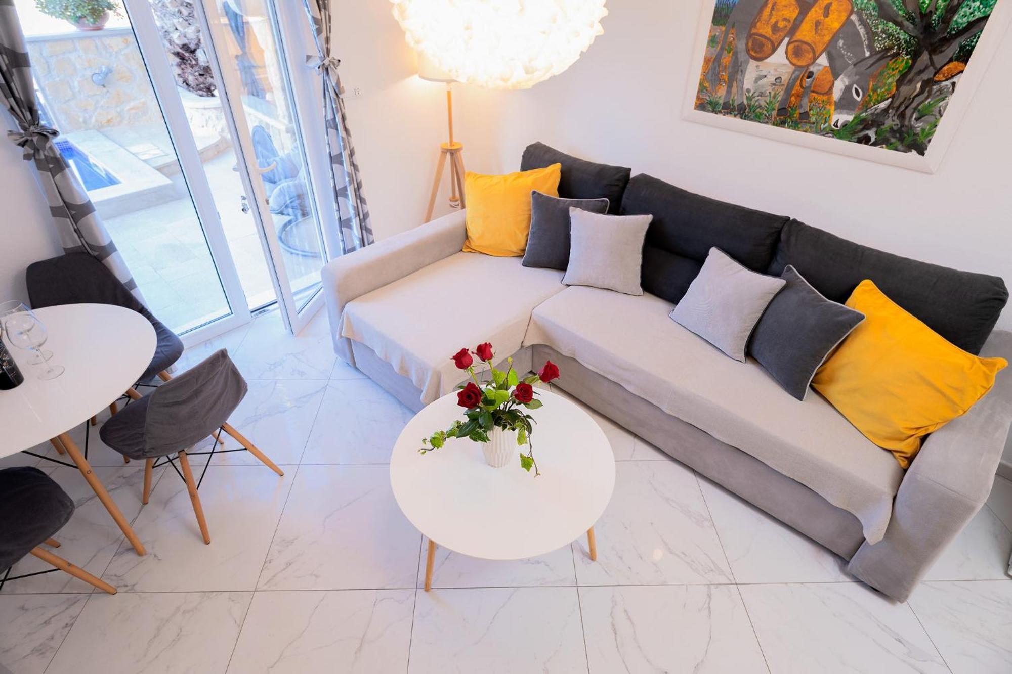 Capitis In The Center -private Pool Apartament Hvar Town